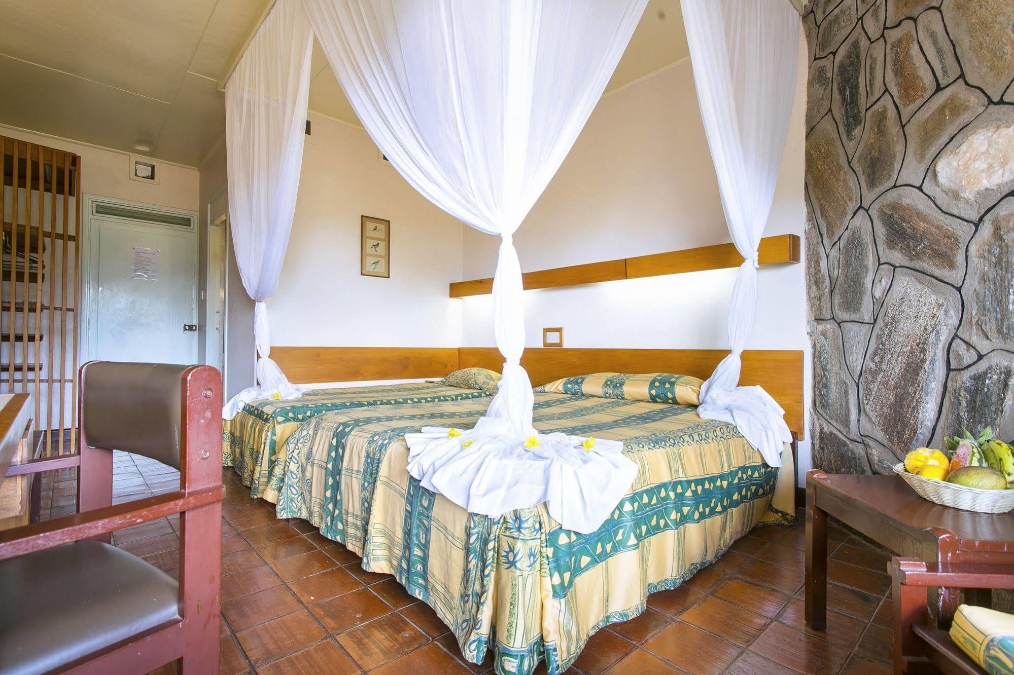 Ngulia Safari Lodge Tsavo Εξωτερικό φωτογραφία